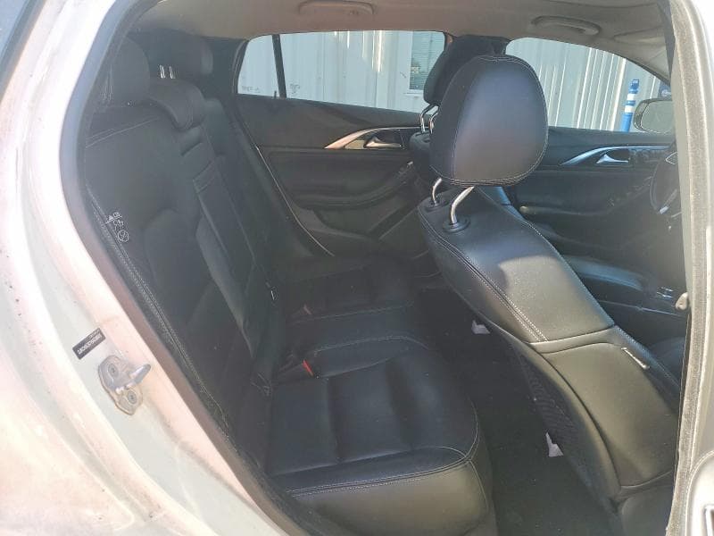 2017 INFINITI QX30 PREMIUM 11