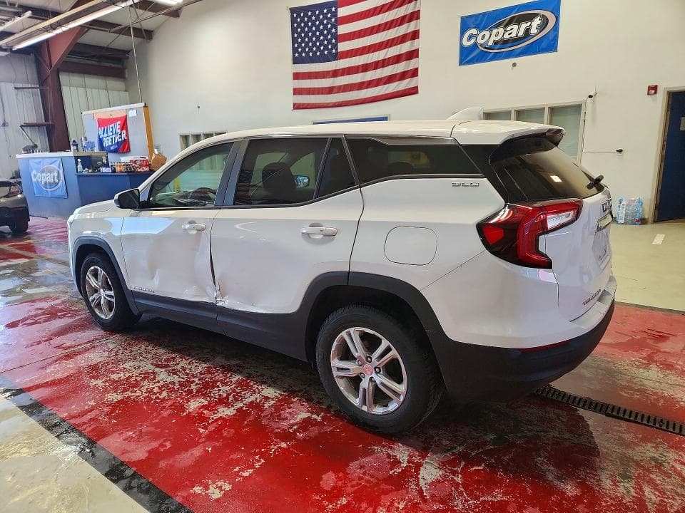 2022 GMC TERRAIN SLE 2