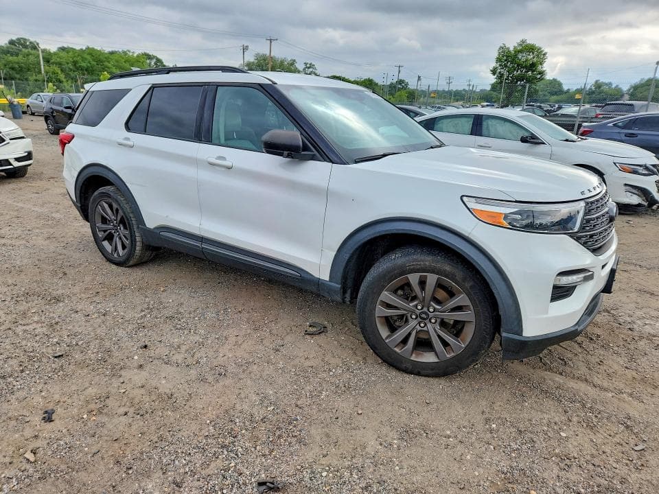 2021 FORD EXPLORER XLT 4