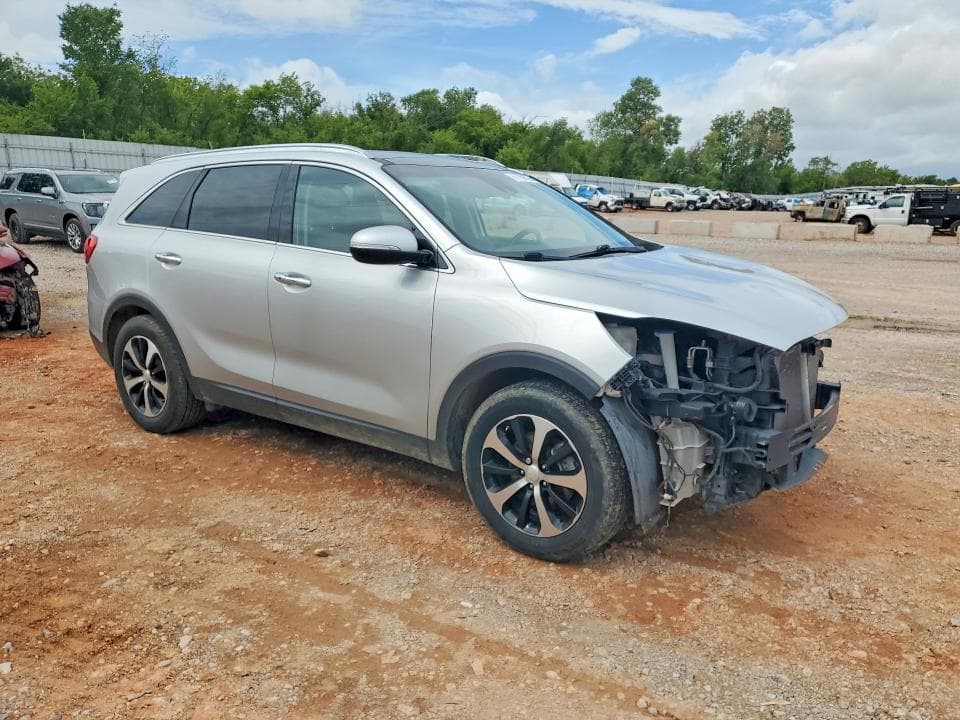 2017 KIA SORENTO EX 4