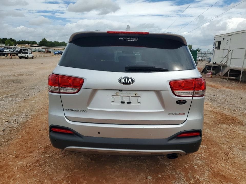 2017 KIA SORENTO EX 6