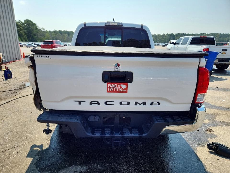 2017 TOYOTA TACOMA SR5 V6 6