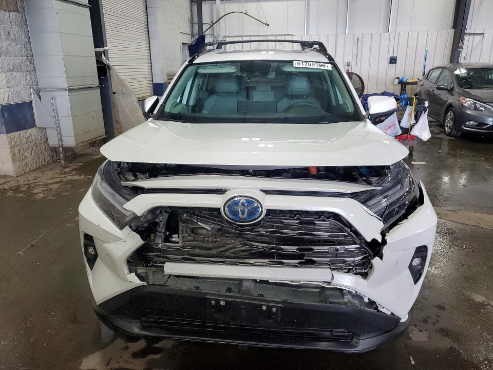 2024 TOYOTA RAV4 LIMITED 5
