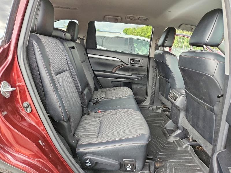 2018 TOYOTA HIGHLANDER LE PLUS 11