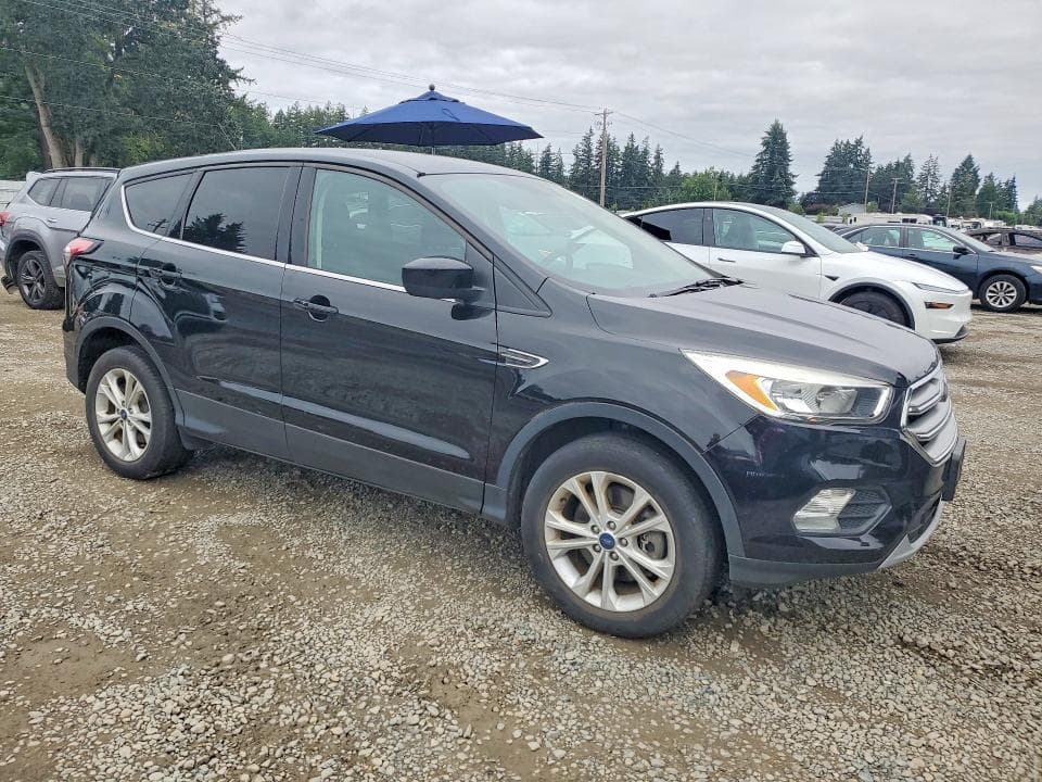 2017 FORD ESCAPE SE SE 4
