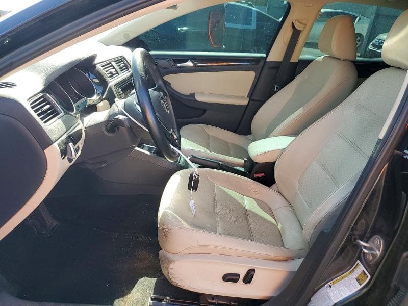 2017 VOLKSWAGEN JETTA SEL 7