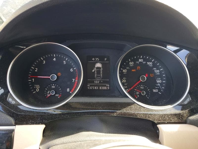 2017 VOLKSWAGEN JETTA SEL 9