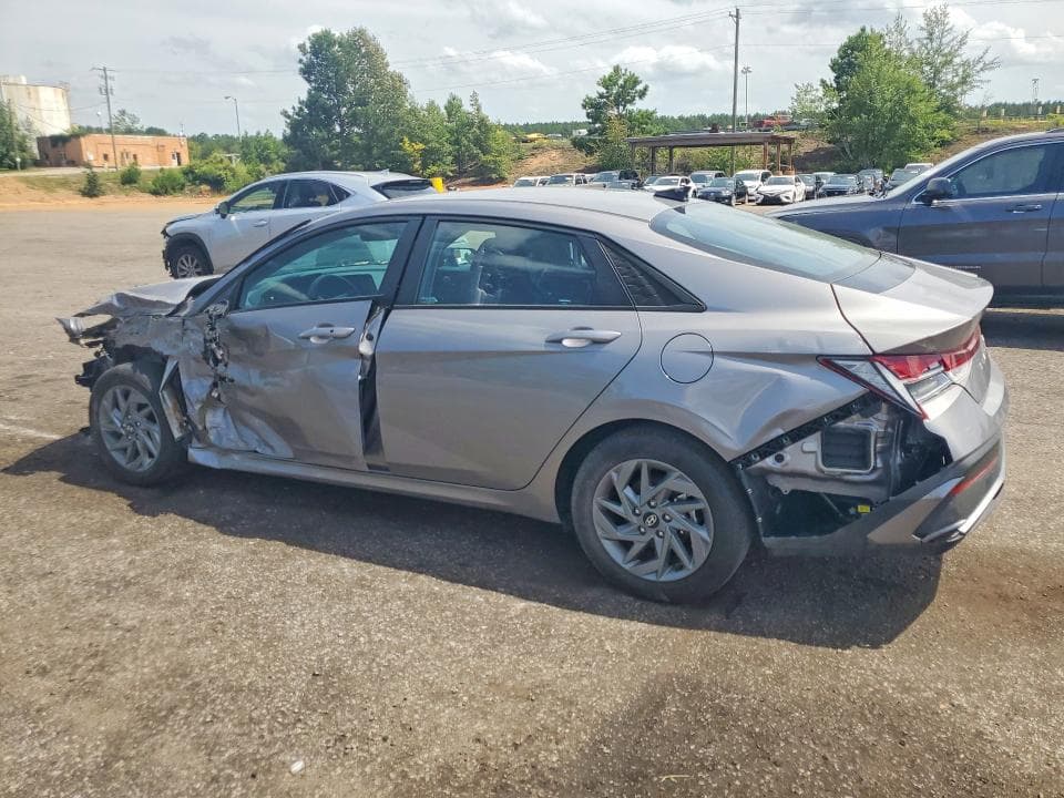 2024 HYUNDAI ELANTRA BLUE 2