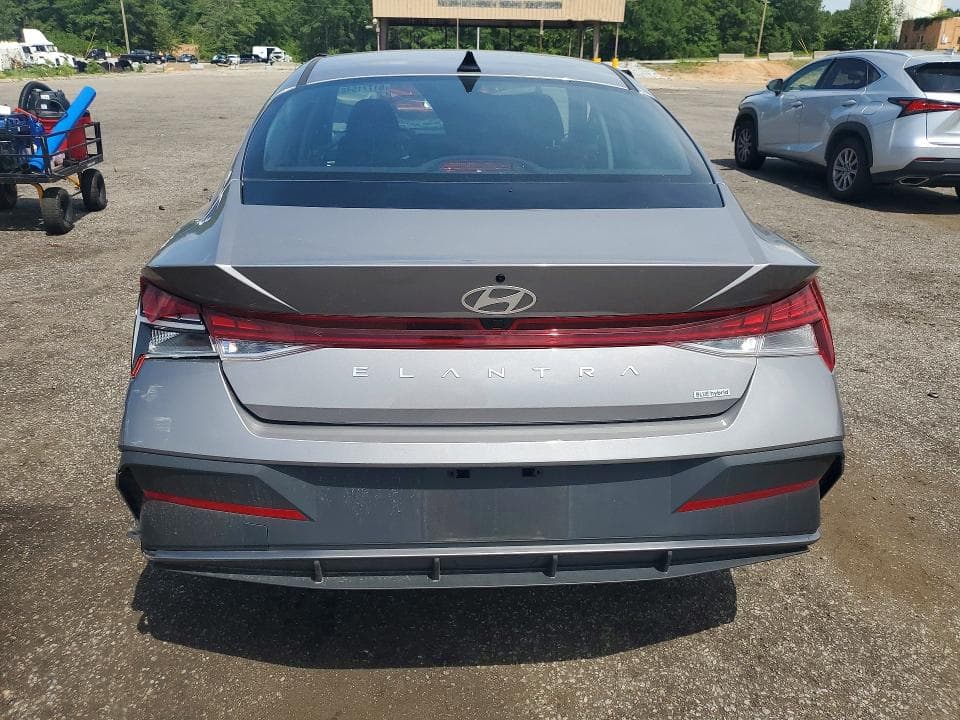 2024 HYUNDAI ELANTRA BLUE 6