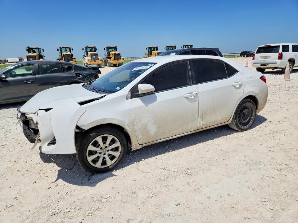 2017 TOYOTA COROLLA LE - 1