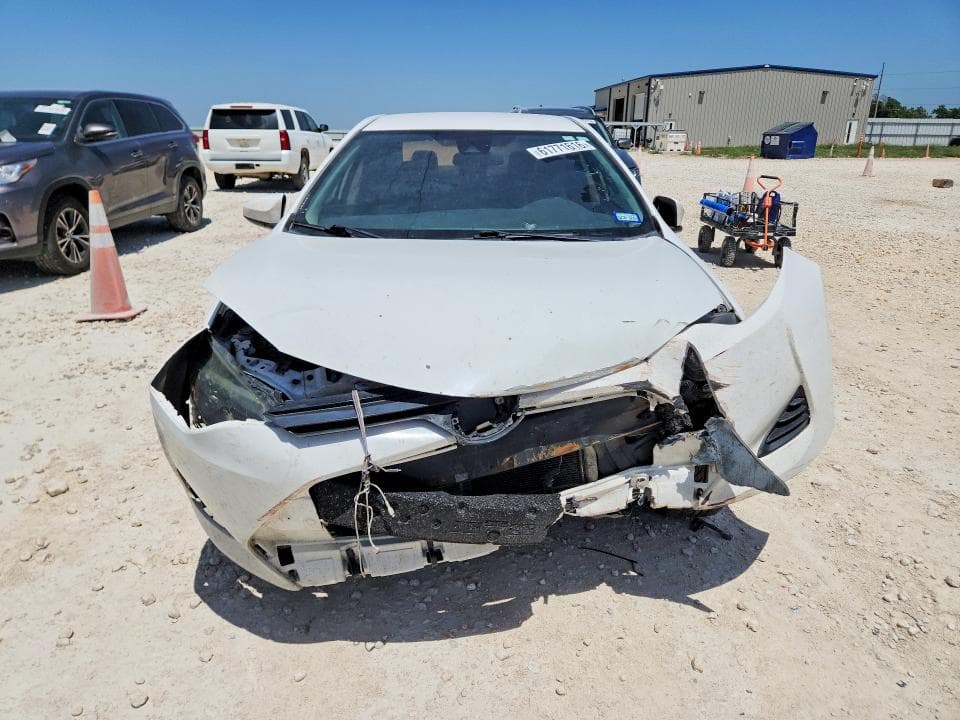 2017 TOYOTA COROLLA LE 5