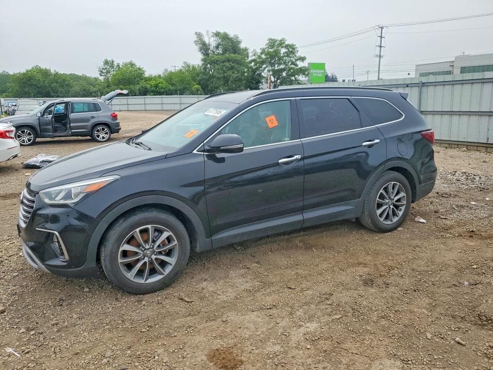 2018 HYUNDAI SANTA FE SE - 1