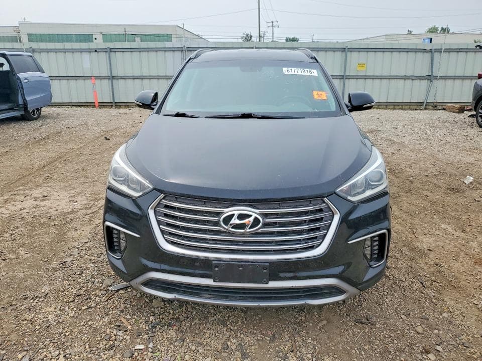 2018 HYUNDAI SANTA FE SE 5