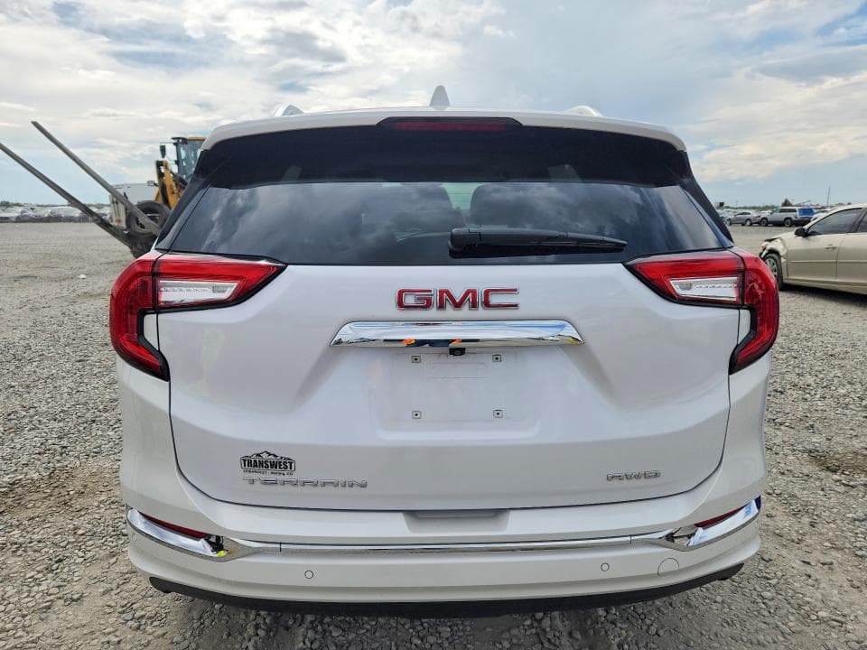 2024 GMC TERRAIN DENALI 6