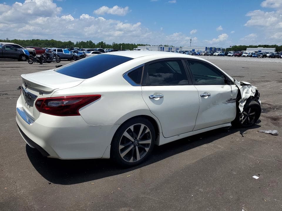 2017 NISSAN ALTIMA 2.5 SR 3