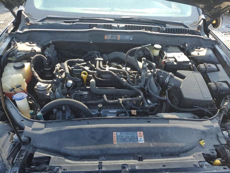2017 FORD FUSION SE 11