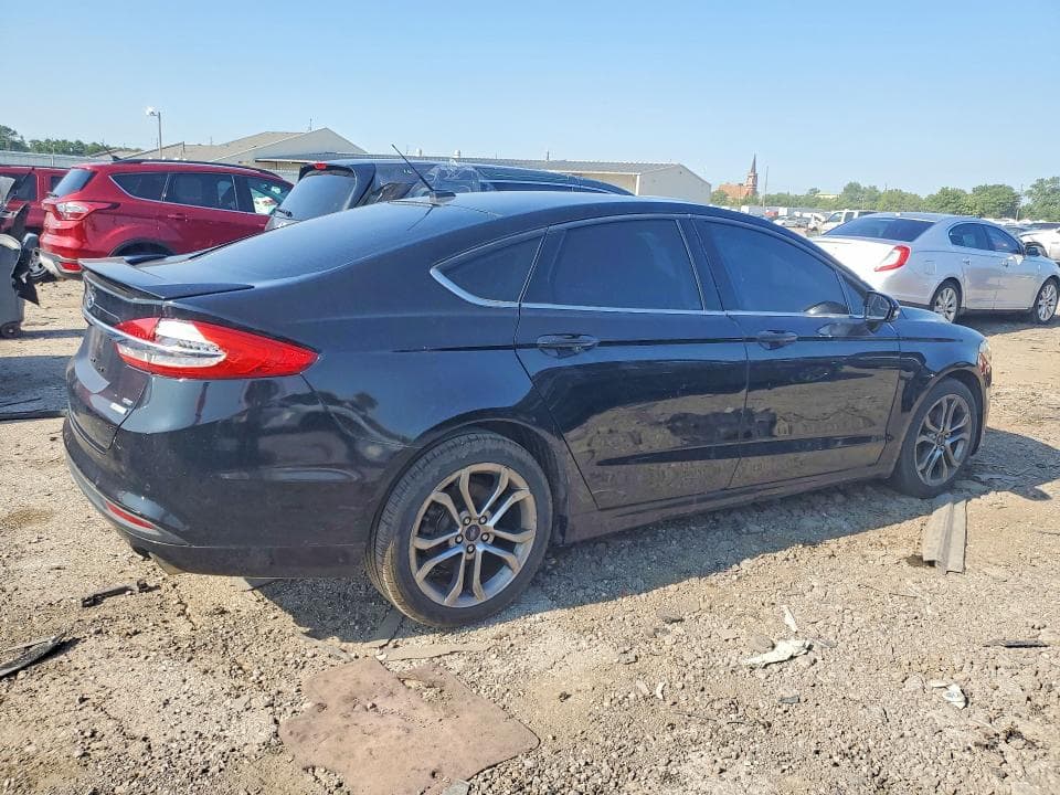 2017 FORD FUSION SE 3