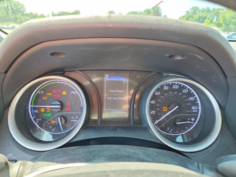 2021 TOYOTA CAMRY LE 9