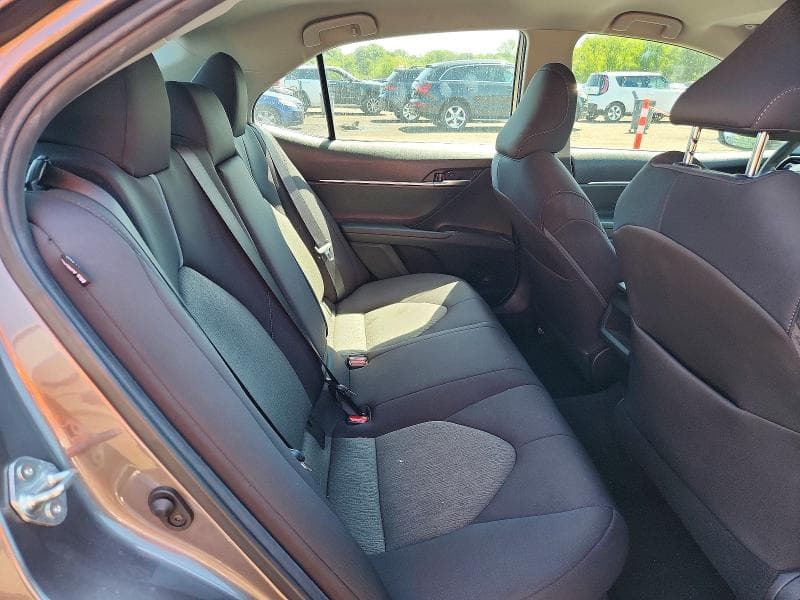 2021 TOYOTA CAMRY LE 10