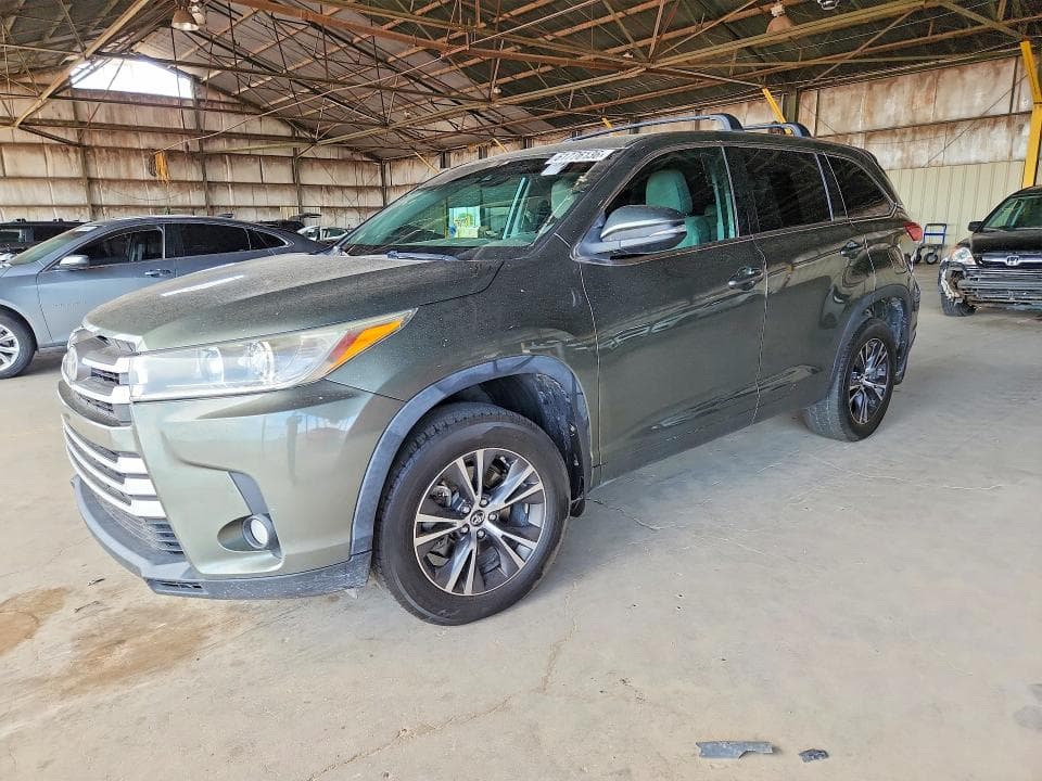 2018 TOYOTA HIGHLANDER LE PLUS LE PLUS - 1