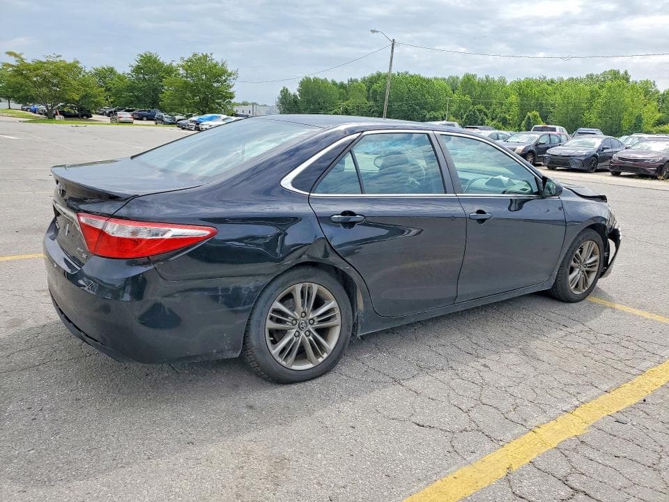 2017 TOYOTA CAMRY SE SE 3
