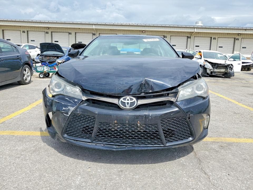 2017 TOYOTA CAMRY SE SE 5
