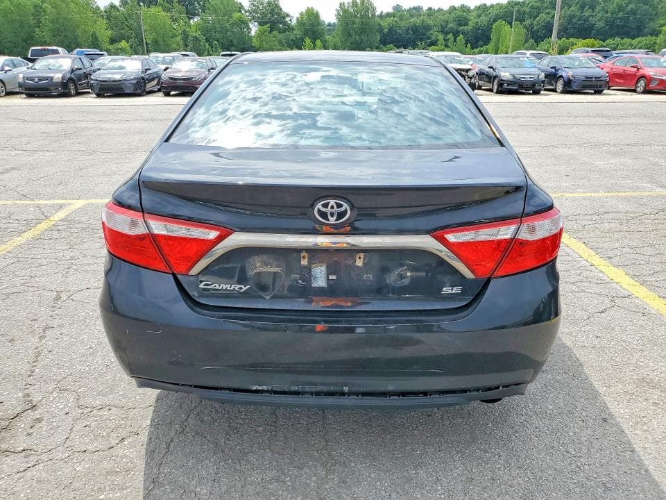 2017 TOYOTA CAMRY SE SE 6