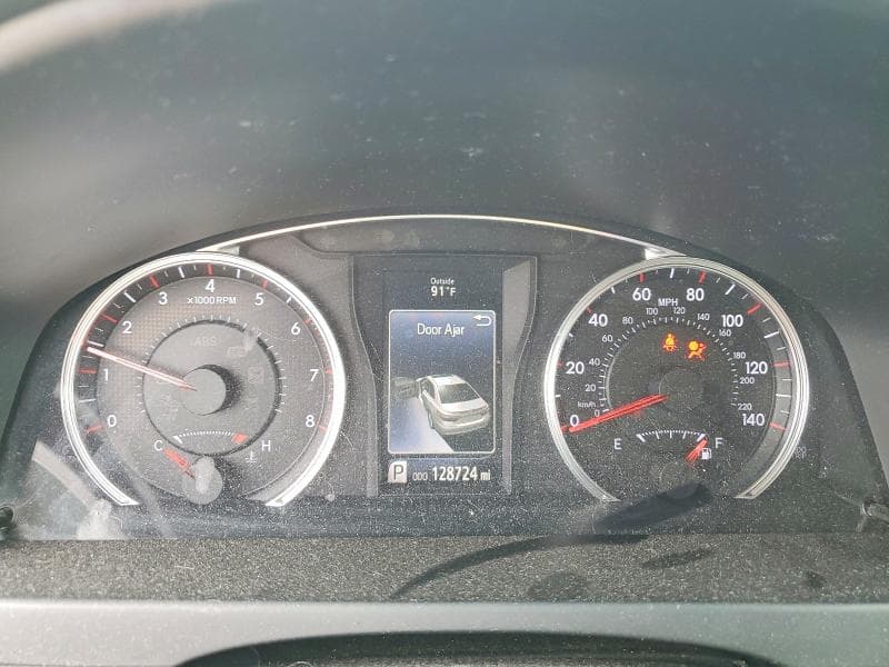 2017 TOYOTA CAMRY SE SE 9