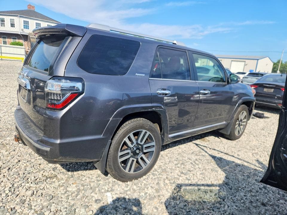 2020 TOYOTA 4RUNNER LIMITED 3