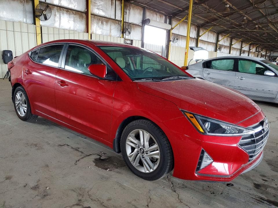 2019 HYUNDAI ELANTRA SEL 4
