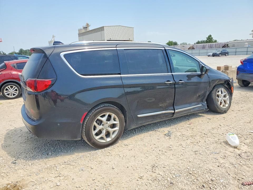 2020 CHRYSLER PACIFICA TOURING L PLUS 3