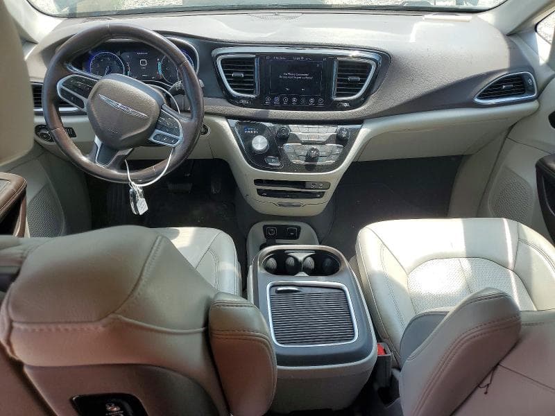 2020 CHRYSLER PACIFICA TOURING L PLUS 8