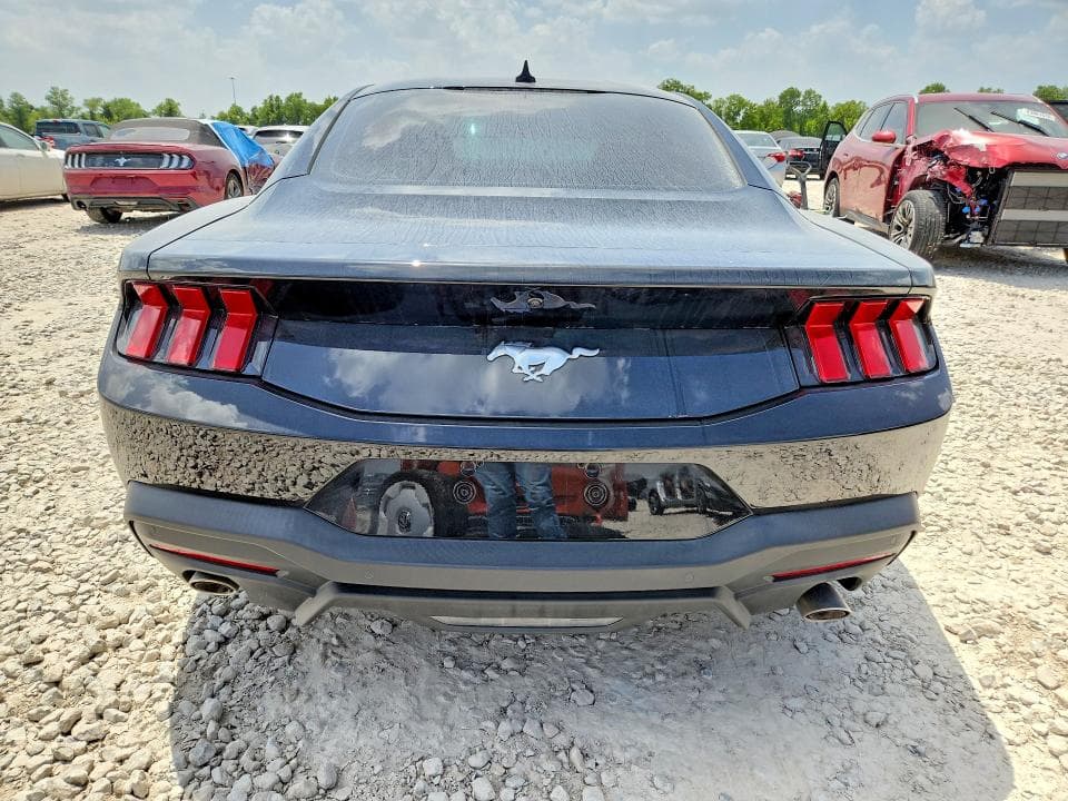 2025 FORD MUSTANG 6