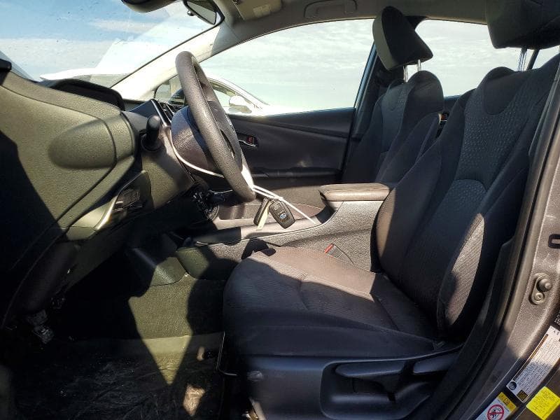 2017 TOYOTA PRIUS TWO TWO 7