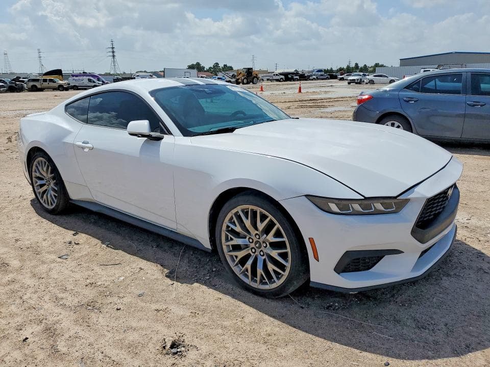 2024 FORD MUSTANG 4