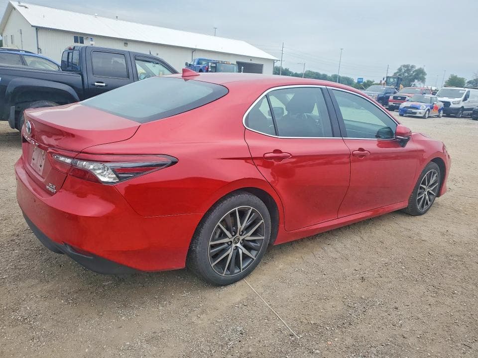2023 TOYOTA CAMRY XLE XLE 3