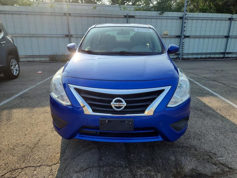 2017 NISSAN VERSA 1.6 SV 5