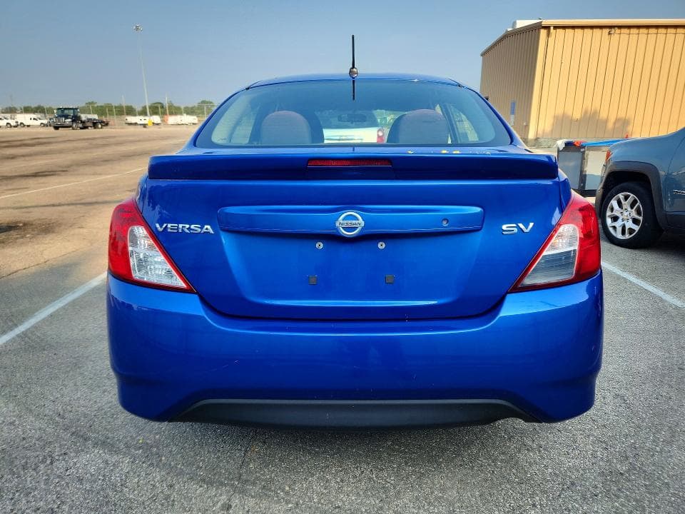 2017 NISSAN VERSA 1.6 SV 6