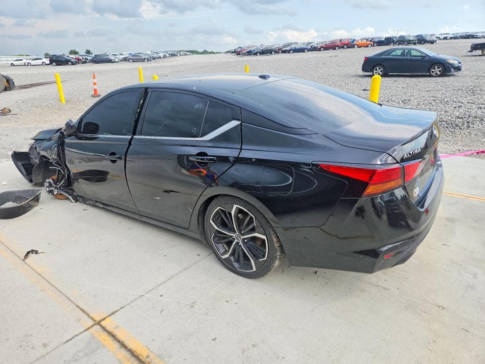 2024 NISSAN ALTIMA SR 2