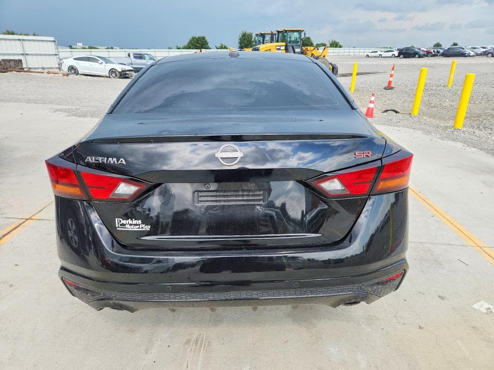 2024 NISSAN ALTIMA SR 6