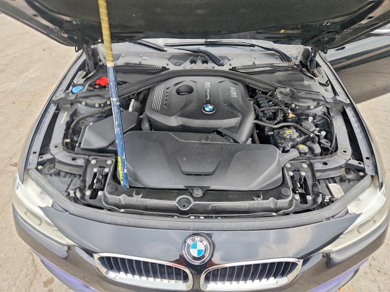 2018 BMW 330 XI 11