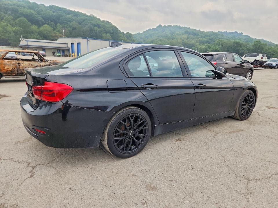2018 BMW 330 XI 3