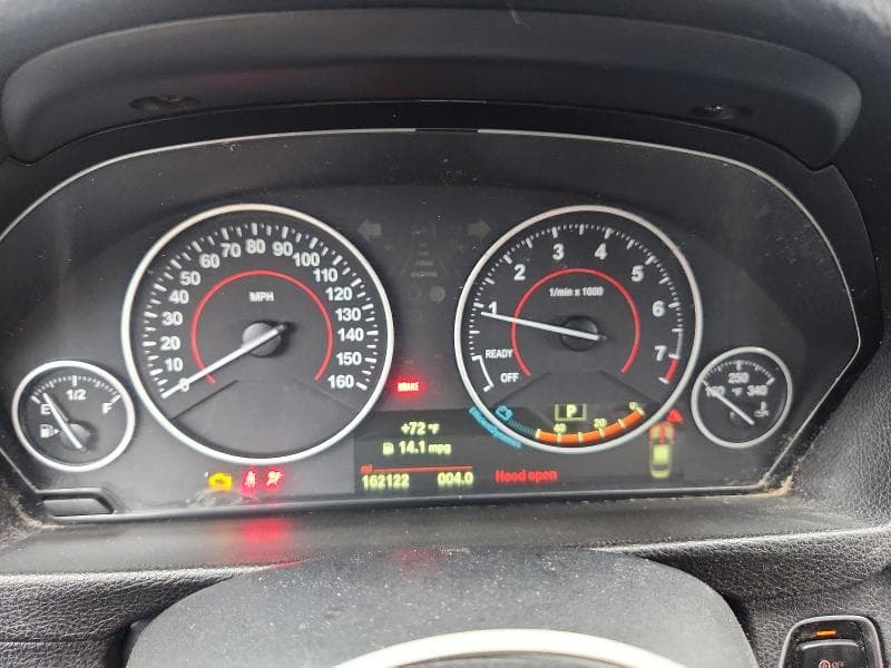 2018 BMW 330 XI 9