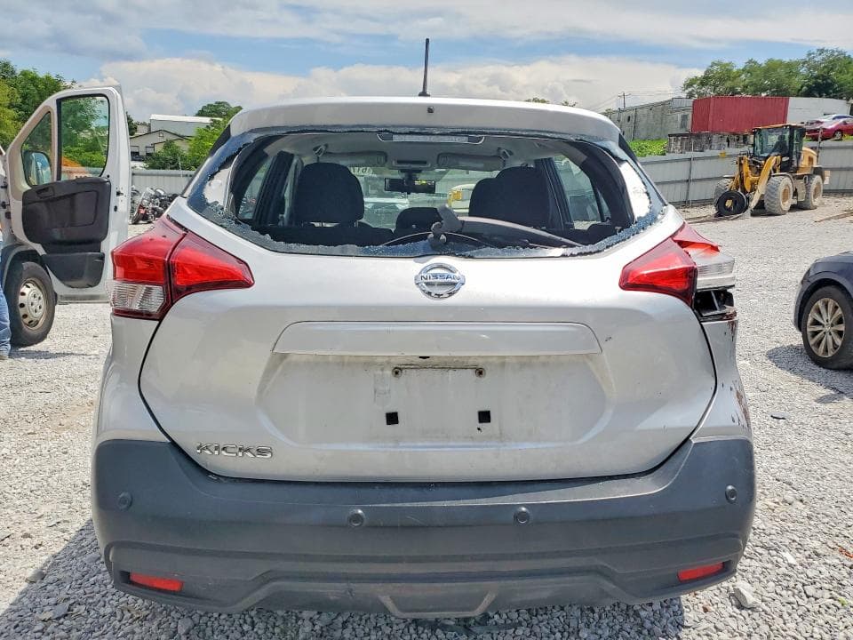 2020 NISSAN KICKS S S 6