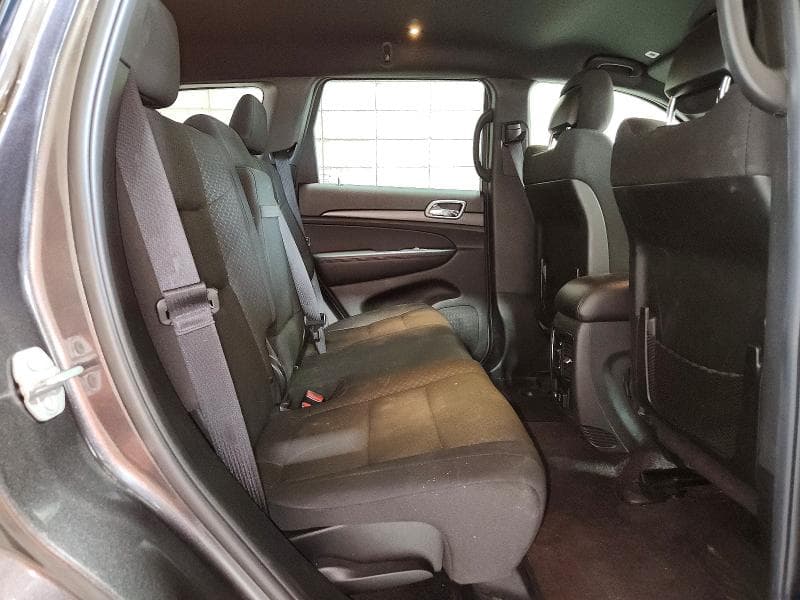 2018 JEEP GRAND CHEROKEE LAREDO 11