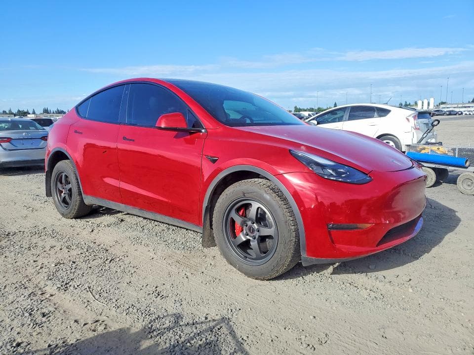 2022 TESLA MODEL Y 4