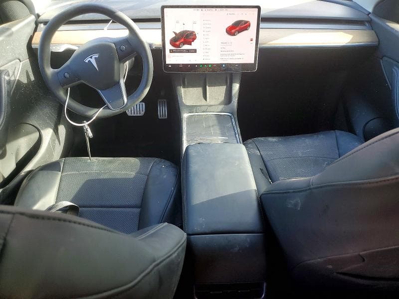 2022 TESLA MODEL Y 8