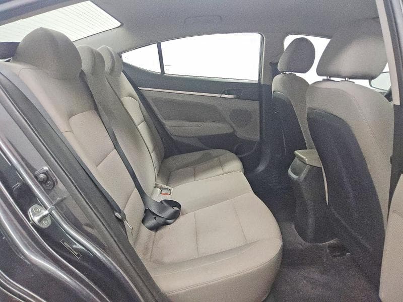 2020 HYUNDAI ELANTRA SEL 10