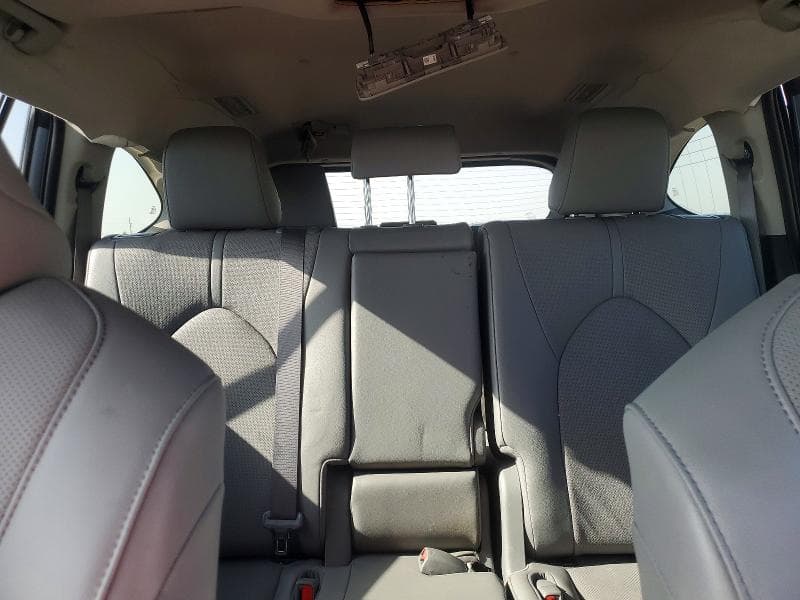 2023 TOYOTA HIGHLANDER LIMITED 10
