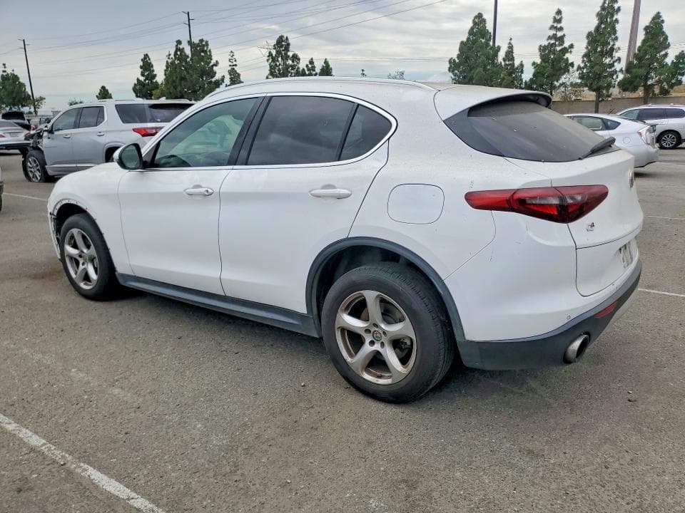 2018 ALFA ROMEO STELVIO 3